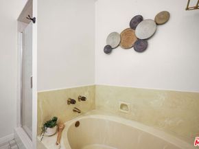 11737 Darlington Avenue 104, Los Angeles CA 90049