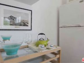 1800 Carmona Avenue, Los Angeles CA 90019