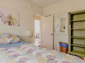 1800 Carmona Avenue, Los Angeles CA 90019