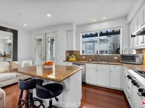 6021 Dawn 12, Playa Vista CA 90094