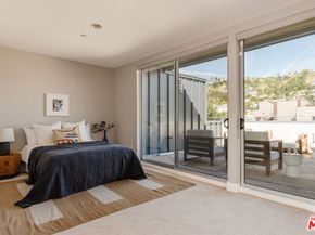 1250 N Harper Avenue PH421, Los Angeles CA 90046
