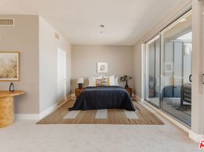 1250 N Harper Avenue PH421, Los Angeles CA 90046