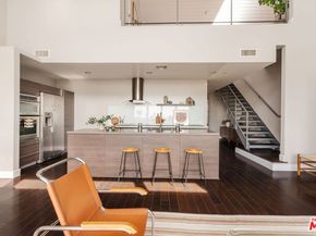 1250 N Harper Avenue PH421, Los Angeles CA 90046