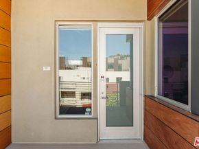 1250 N Harper Avenue PH421, Los Angeles CA 90046