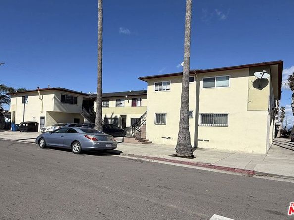 8317 S Western Avenue, Los Angeles CA 90047