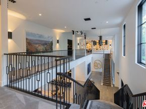1281 Stone Canyon Road, Los Angeles CA 90077