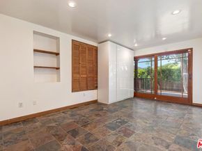 737 Ashland Avenue, Santa Monica CA 90405