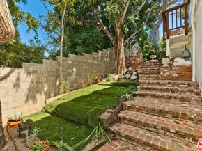 737 Ashland Avenue, Santa Monica CA 90405