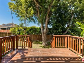 737 Ashland Avenue, Santa Monica CA 90405