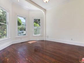 737 Ashland Avenue, Santa Monica CA 90405