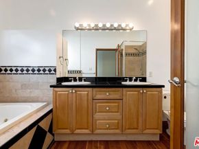737 Ashland Avenue, Santa Monica CA 90405