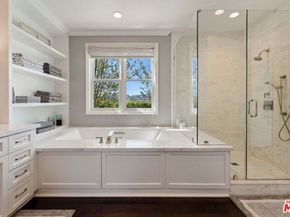 2427 Cobham Court, Los Angeles CA 90077