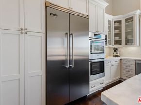 2427 Cobham Court, Los Angeles CA 90077