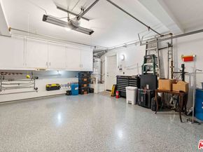 2427 Cobham Court, Los Angeles CA 90077