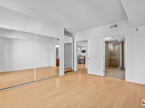 5232 Satsuma Avenue 202, North Hollywood CA 91601