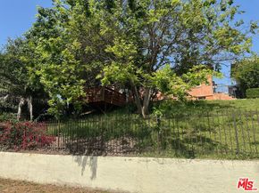 3939 W 28th Street, Los Angeles CA 90018
