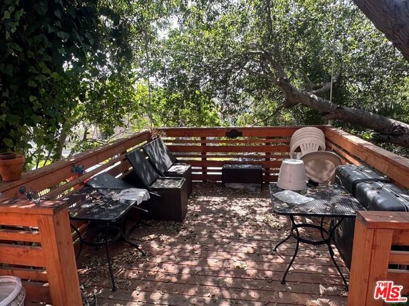 3939 W 28th Street, Los Angeles CA 90018