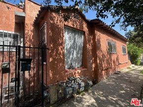 3939 W 28th Street, Los Angeles CA 90018