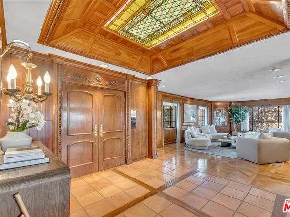 16560 Park Lane Circle, Los Angeles CA 90049