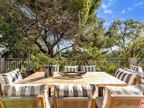 16560 Park Lane Circle, Los Angeles CA 90049