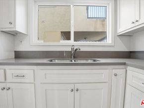 1642 Crenshaw Boulevard, Los Angeles CA 90019