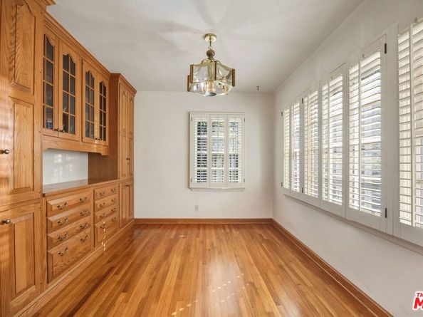 943 Princeton Street, Santa Monica CA 90403