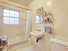 2714 New Jersey Street, Los Angeles CA 90033