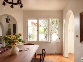 2439 Ronda Vista Drive, Los Angeles CA 90027