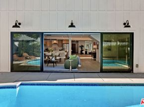 1607 S Spaulding Avenue, Los Angeles CA 90019