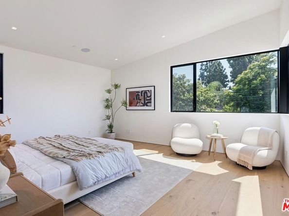 2831 Malcolm Avenue, Los Angeles CA 90064