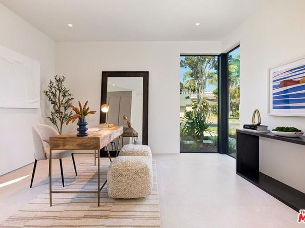 2831 Malcolm Avenue, Los Angeles CA 90064