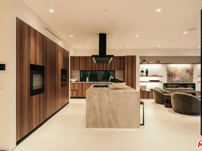 2831 Malcolm Avenue, Los Angeles CA 90064