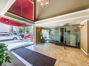 620 S Gramercy Place 415, Los Angeles CA 90005