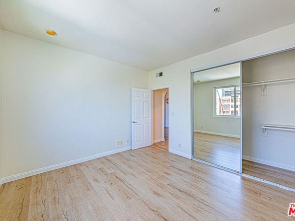 620 S Gramercy Place 415, Los Angeles CA 90005