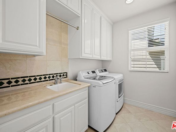 1756 Ruhland Avenue, Manhattan Beach CA 90266
