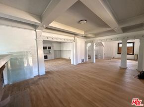 2320 W 25th Street, Los Angeles CA 90018