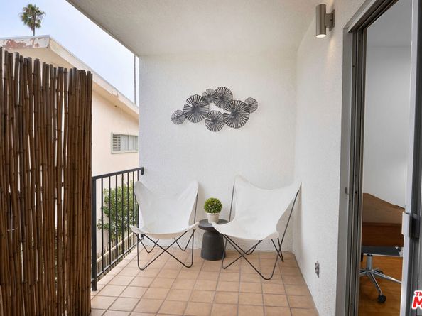 943 12th Street 7, Santa Monica CA 90403