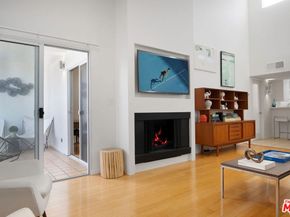 943 12th Street 7, Santa Monica CA 90403
