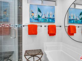 943 12th Street 7, Santa Monica CA 90403