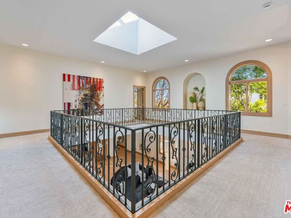 424 Marguerita Avenue, Santa Monica CA 90402