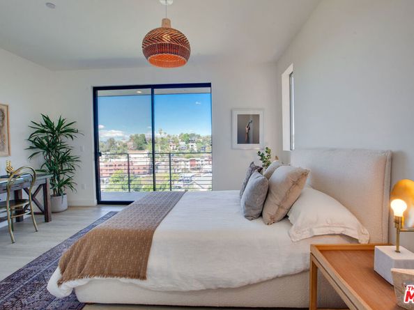 1633 N Bruce Court, Los Angeles CA 90026