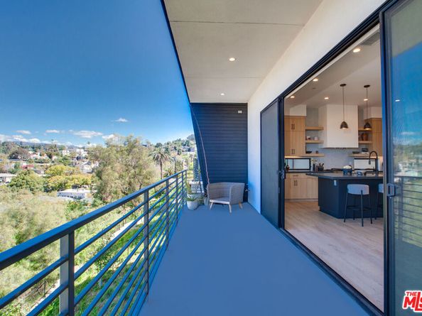 1633 N Bruce Court, Los Angeles CA 90026