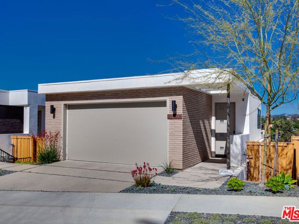 1633 N Bruce Court, Los Angeles CA 90026
