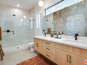 1633 N Bruce Court, Los Angeles CA 90026