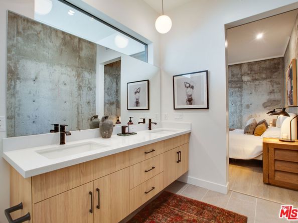 1633 N Bruce Court, Los Angeles CA 90026