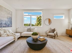 3218 S Barrington Avenue, Los Angeles CA 90066
