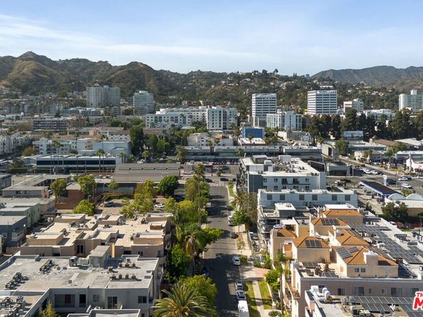 1425 N Detroit Street 405, Los Angeles CA 90046