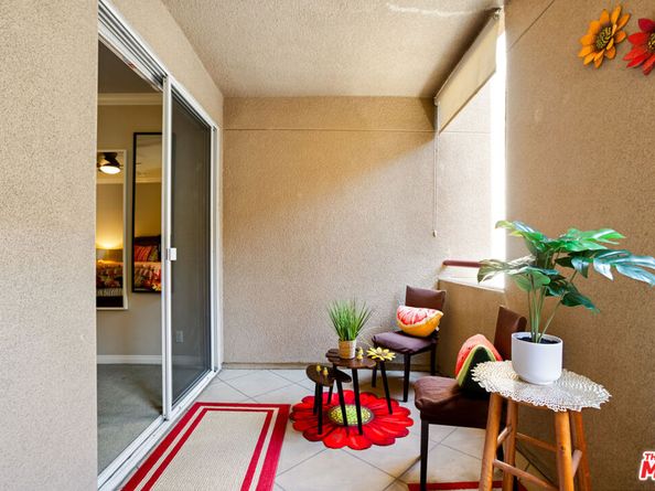 1425 N Detroit Street 405, Los Angeles CA 90046