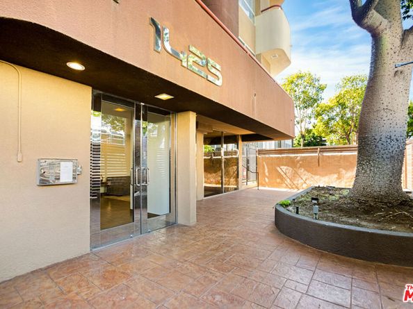 1425 N Detroit Street 405, Los Angeles CA 90046