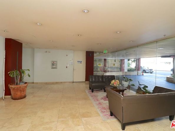 625 S Berendo Street 310, Los Angeles CA 90005